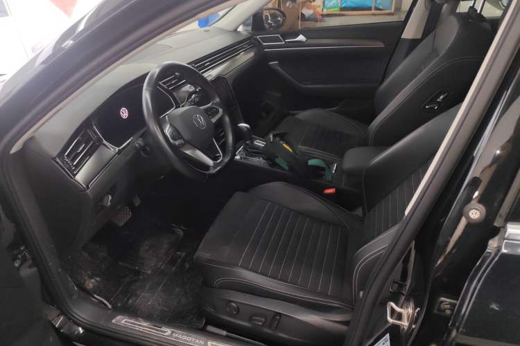Used Volkswagen Magotan 2020 330TSI DSG Luxury Edition Left Front Seat