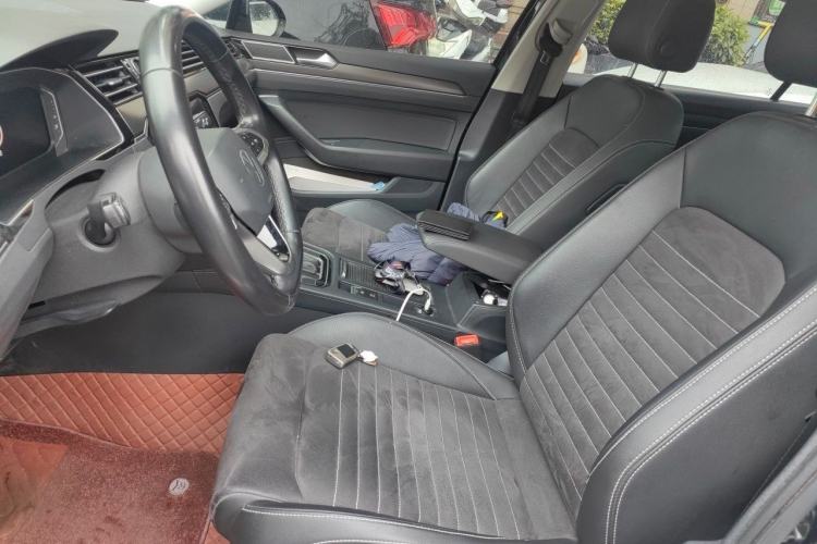 Used Volkswagen Magotan 2020 330TSI DSG Luxury Edition Left Front Seat