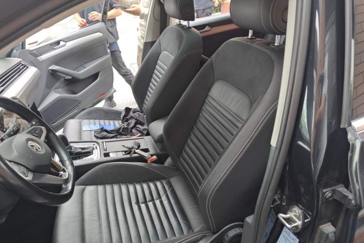 Used Volkswagen Magotan 2020 280TSI DSG Comfort Edition Left Front Seat