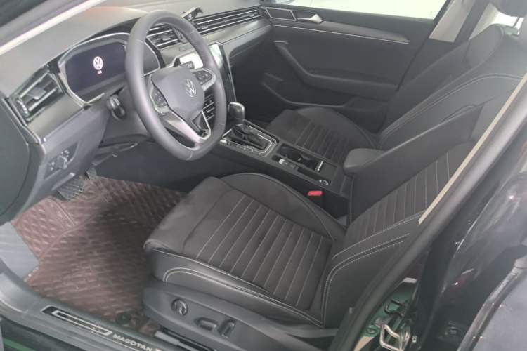 Used Volkswagen Magotan 2020 330TSI DSG Luxury Edition Left Front Seat