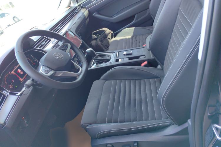 Used Volkswagen Magotan 2020 330TSI DSG Luxury Edition Left Front Seat