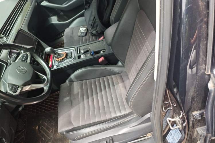 Used Volkswagen Magotan 2020 330TSI DSG Luxury Edition Left Front Seat