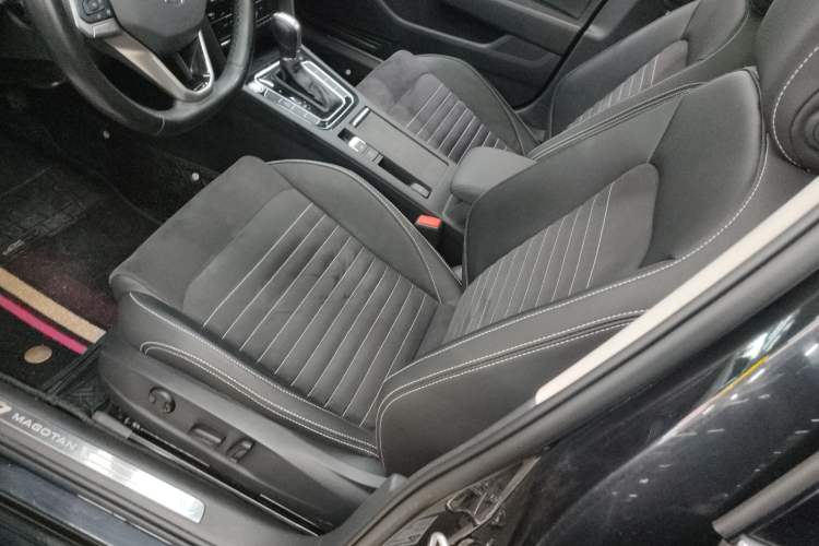 Used Volkswagen Magotan 2020 330TSI DSG Luxury Edition Left Front Seat