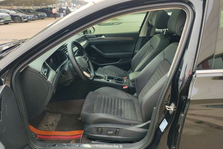 Used Volkswagen Magotan 2020 330TSI DSG Luxury Edition Left Front Seat
