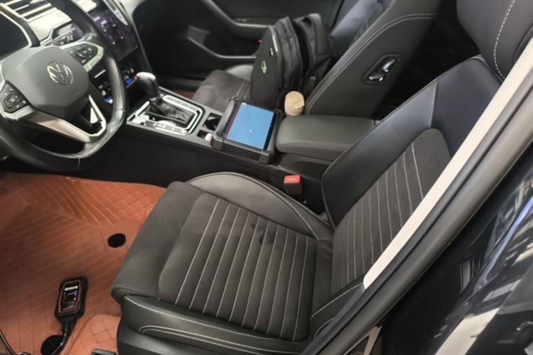 Used Volkswagen Magotan 2020 330TSI DSG Leading Model Left Front Seat