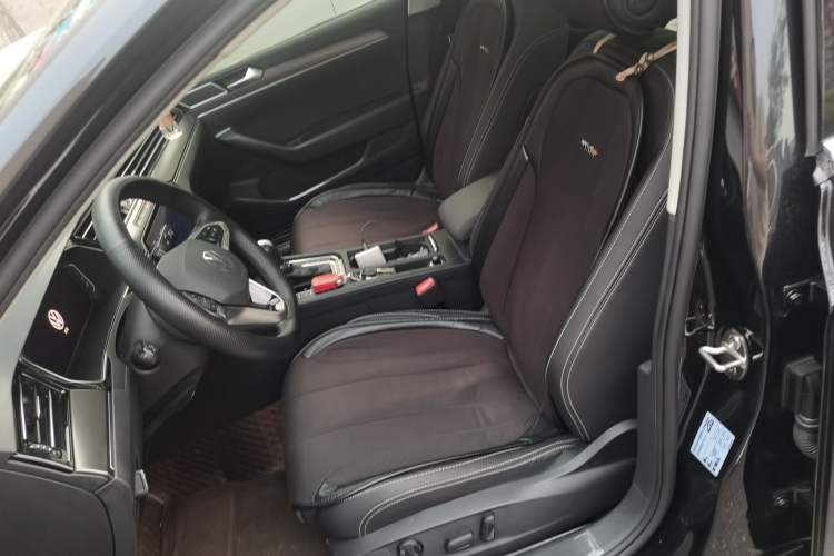 Used Volkswagen Magotan 2020 380TSI DSG Luxury Version Left Front Seat
