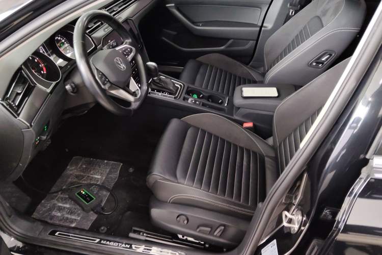 Used Volkswagen Magotan 2020 330TSI DSG Luxury Edition Left Front Seat