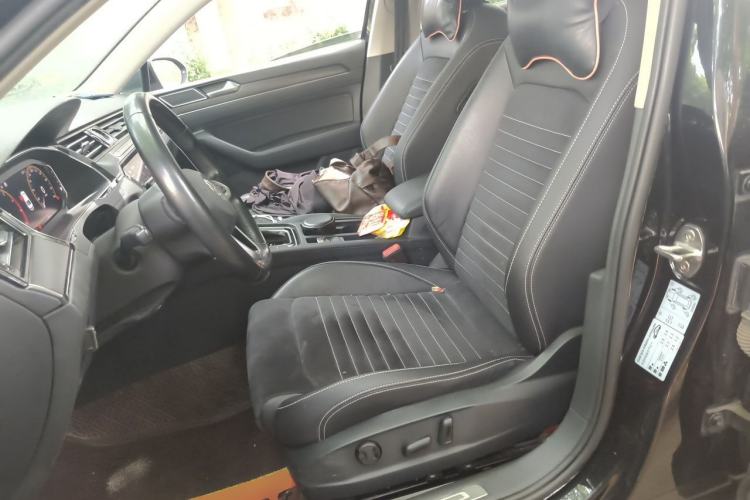 Used Volkswagen Magotan 2020 330TSI DSG Luxury Edition Left Front Seat
