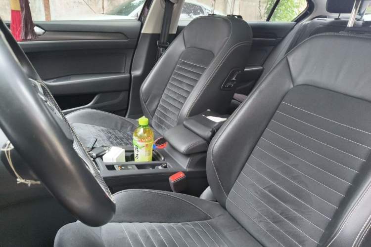 Used Volkswagen Magotan 2020 330TSI DSG Luxury Edition Left Front Seat