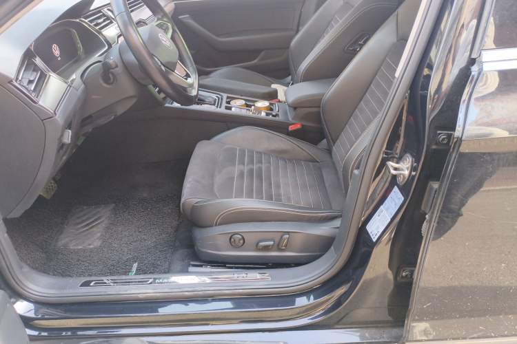 Used Volkswagen Magotan 2020 380TSI DSG Luxury Version Left Front Seat