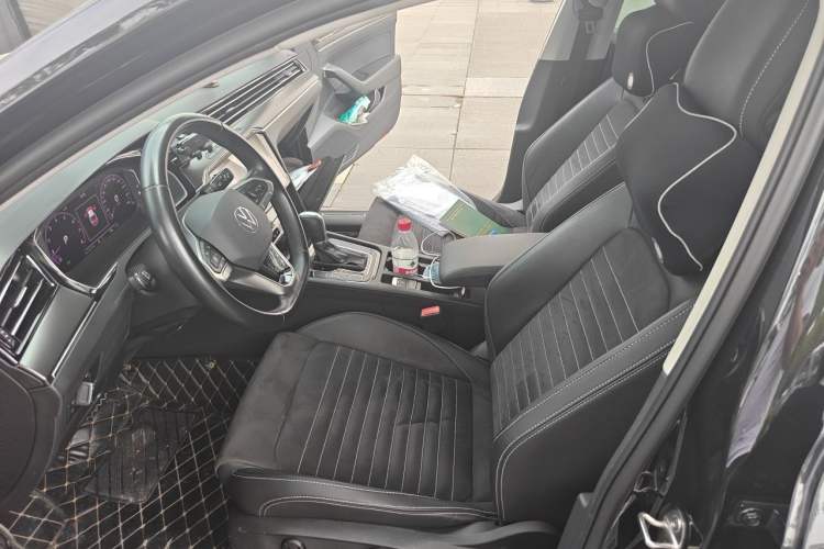 Used Volkswagen Magotan 2020 330TSI DSG Luxury Edition Left Front Seat
