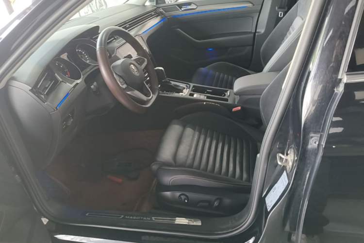 Used Volkswagen Magotan 2020 330TSI DSG Leading Model Left Front Seat