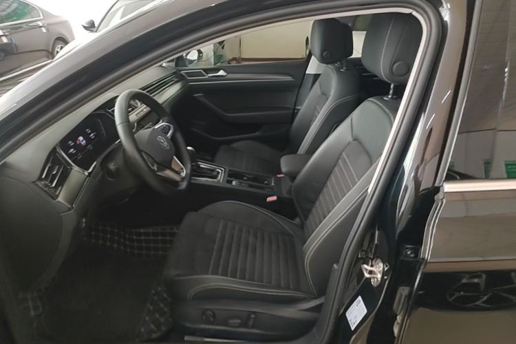 Used Volkswagen Magotan 2020 380TSI DSG Luxury Version Left Front Seat