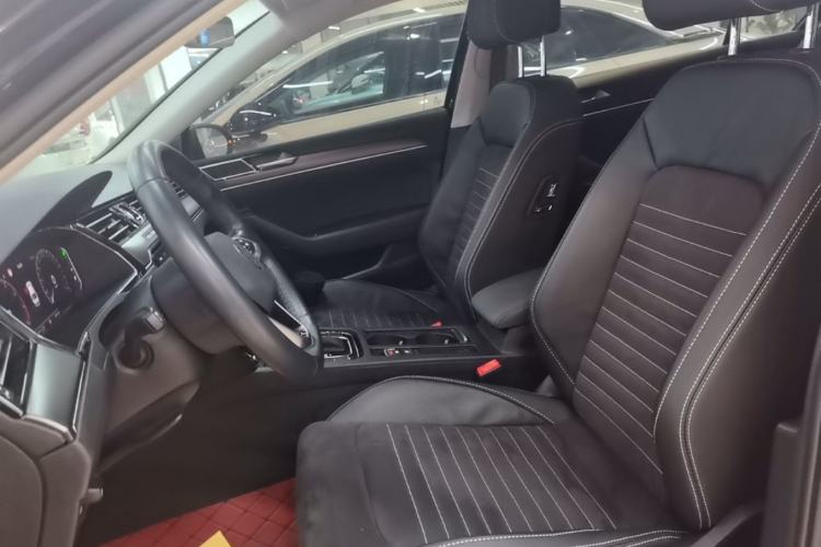 Used Volkswagen Magotan 2020 380TSI DSG Luxury Version Left Front Seat