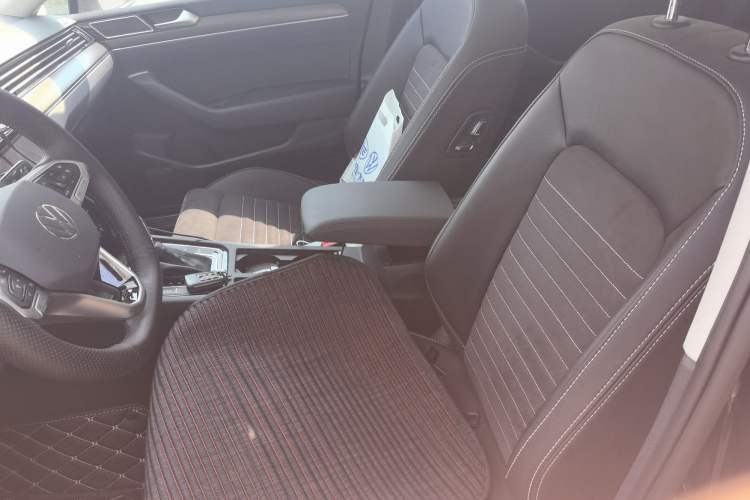 Used Volkswagen Magotan 2020 380TSI DSG Luxury Version Left Front Seat