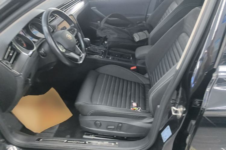 Used Volkswagen Magotan 2020 330TSI DSG Leading Model Left Front Seat