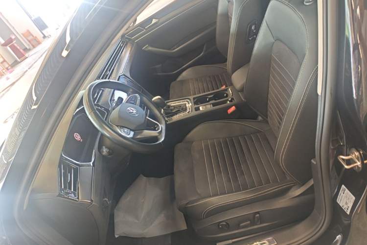 Used Volkswagen Magotan 2020 380TSI DSG Luxury Version Left Front Seat