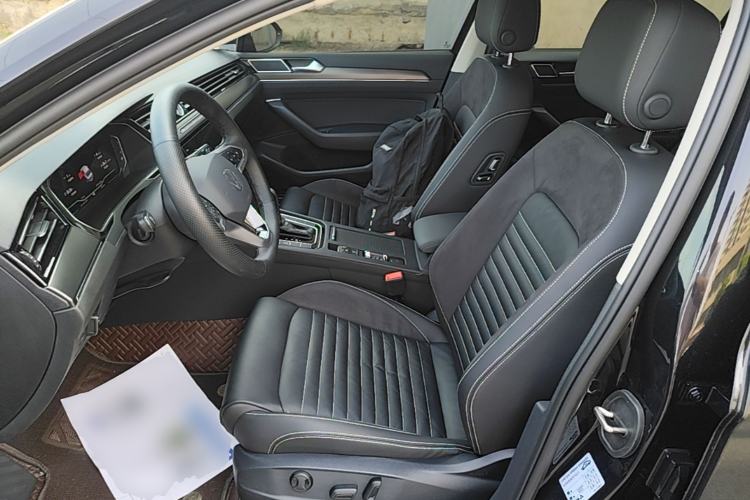 Used Volkswagen Magotan 2020 330TSI DSG Leading Model Left Front Seat