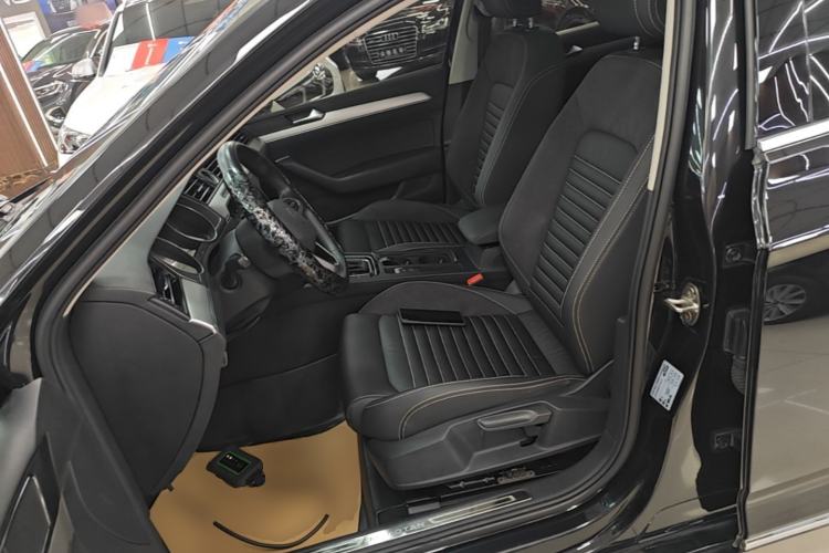 Used Volkswagen Magotan 2020 280TSI DSG Comfort Edition Left Front Seat