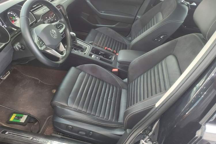 Used Volkswagen Magotan 2020 330TSI DSG Leading Model Left Front Seat