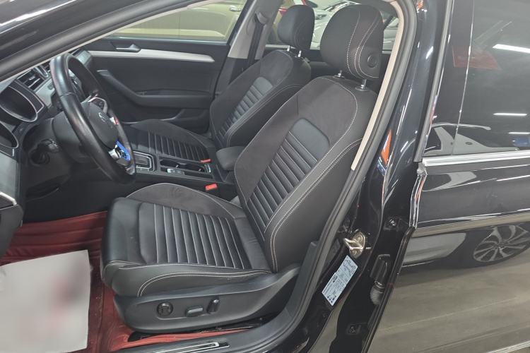Used Volkswagen Magotan 2020 280TSI DSG Comfort Edition Left Front Seat
