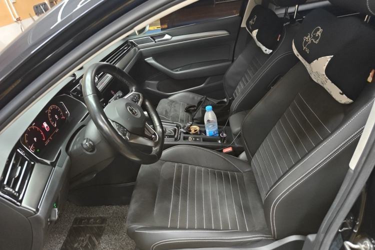 Used Volkswagen Magotan 2020 330TSI DSG Luxury Edition Left Front Seat