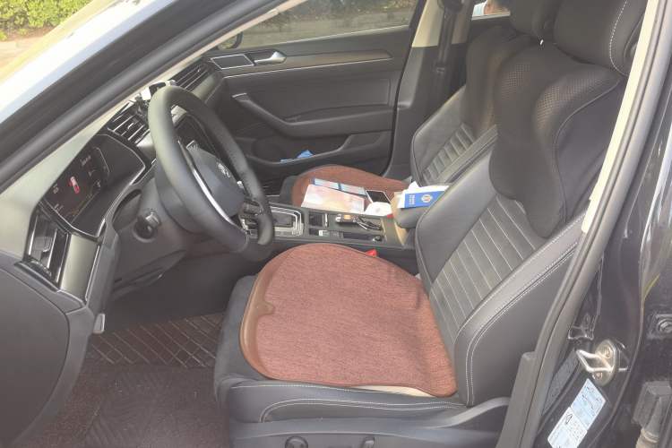 Used Volkswagen Magotan 2020 330TSI DSG Luxury Edition Left Front Seat