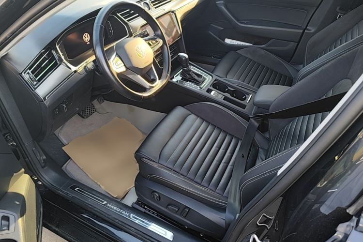 Used Volkswagen Magotan 2020 330TSI DSG Luxury Edition Left Front Seat