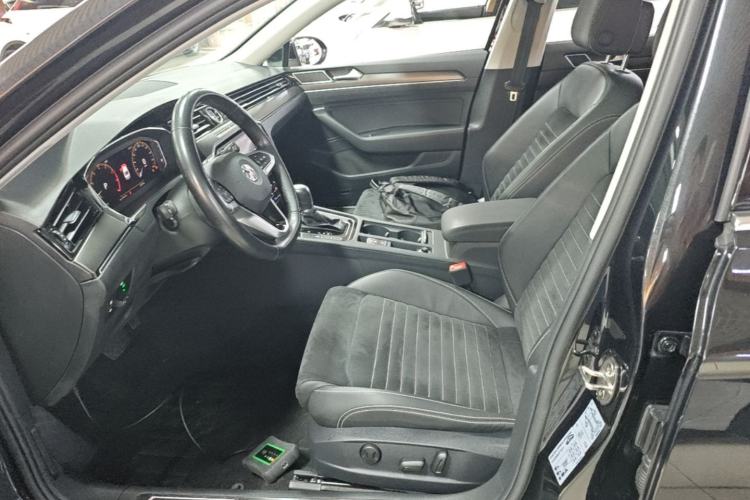 Used Volkswagen Magotan 2020 330TSI DSG Luxury Edition Left Front Seat