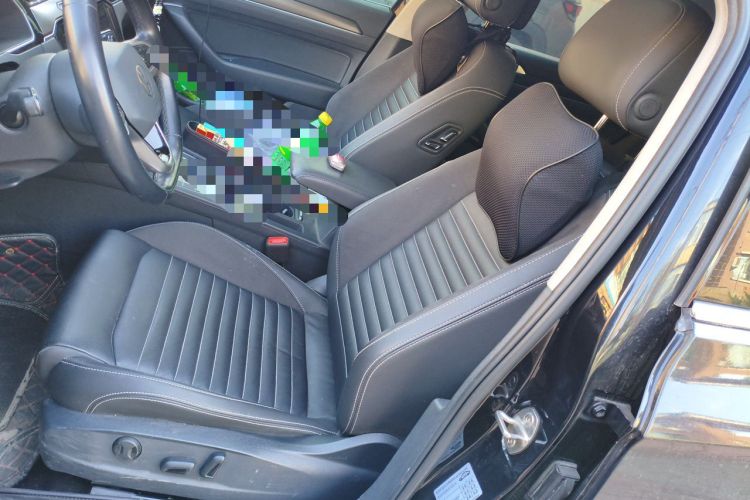 Used Volkswagen Magotan 2020 330TSI DSG Leading Model Left Front Seat