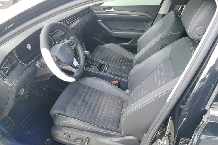 Used Volkswagen Magotan 2020 330TSI DSG Luxury Edition Left Front Seat