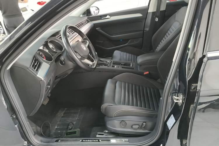 Used Volkswagen Magotan 2020 280TSI DSG Comfort Edition Left Front Seat
