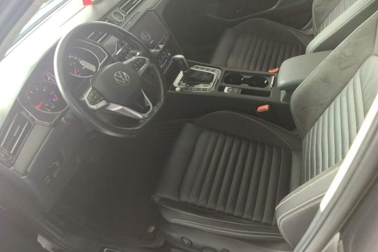 Used Volkswagen Magotan 2020 330TSI DSG Leading Model Left Front Seat