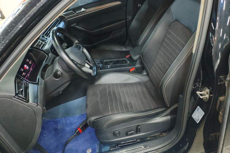 Used Volkswagen Magotan 2020 330TSI DSG Luxury Edition Left Front Seat