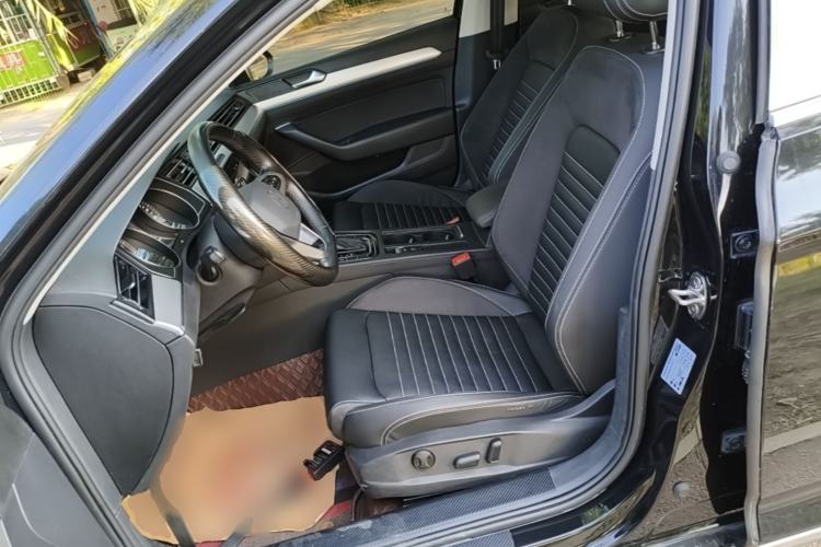 Used Volkswagen Magotan 2020 280TSI DSG Comfort Edition Left Front Seat