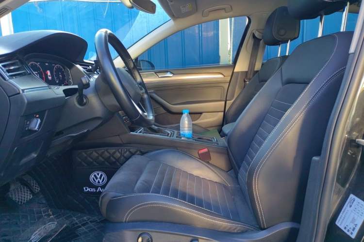 Used Volkswagen Magotan 2020 330TSI DSG Luxury Edition Left Front Seat