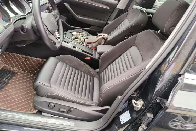 Used Volkswagen Magotan 2020 330TSI DSG Leading Model Left Front Seat