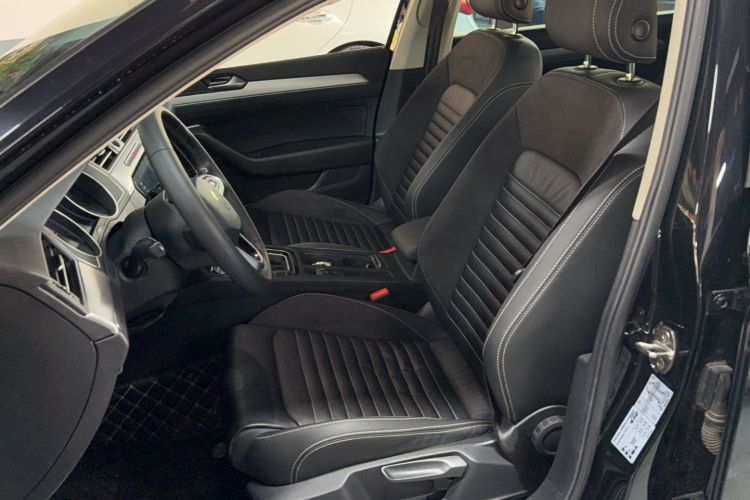 Used Volkswagen Magotan 2020 280TSI DSG Comfort Edition Left Front Seat