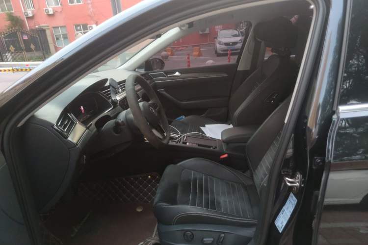 Used Volkswagen Magotan 2020 330TSI DSG Luxury Edition Left Front Seat