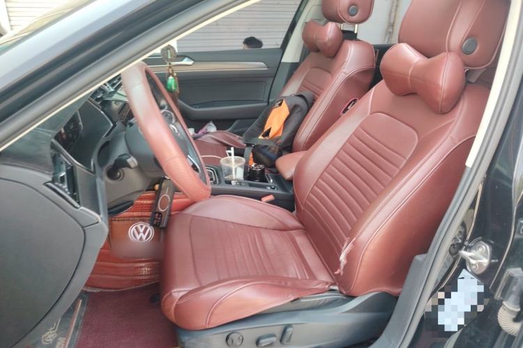 Used Volkswagen Magotan 2020 330TSI DSG Luxury Edition Left Front Seat