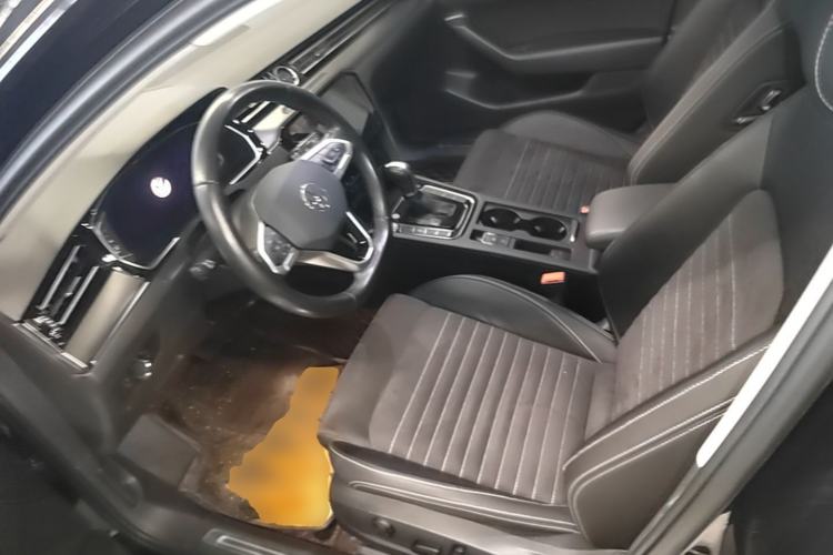 Used Volkswagen Magotan 2020 330TSI DSG Luxury Edition Left Front Seat