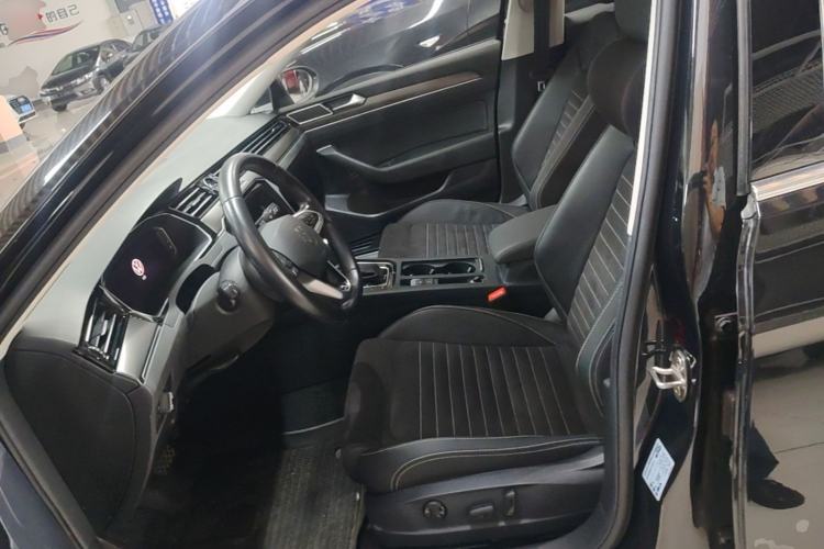 Used Volkswagen Magotan 2020 330TSI DSG Luxury Edition Left Front Seat