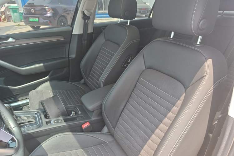 Used Volkswagen Magotan 2020 330TSI DSG Luxury Edition Left Front Seat