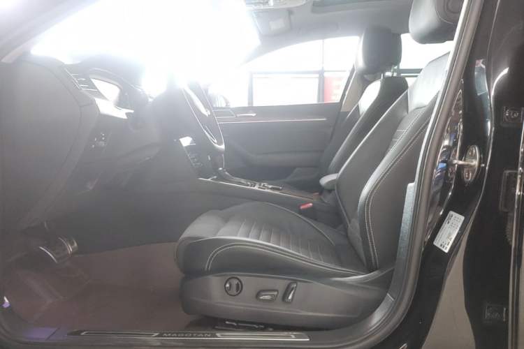 Used Volkswagen Magotan 2020 330TSI DSG Luxury Edition Left Front Seat