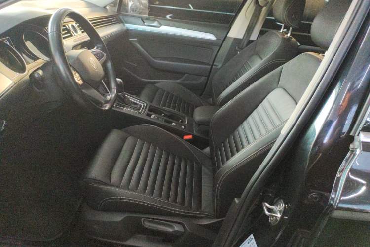 Used Volkswagen Magotan 2020 280TSI DSG Comfort Edition Left Front Seat