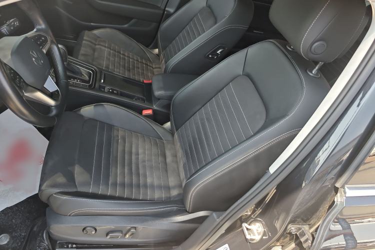 Used Volkswagen Magotan 2020 330TSI DSG Luxury Edition Left Front Seat