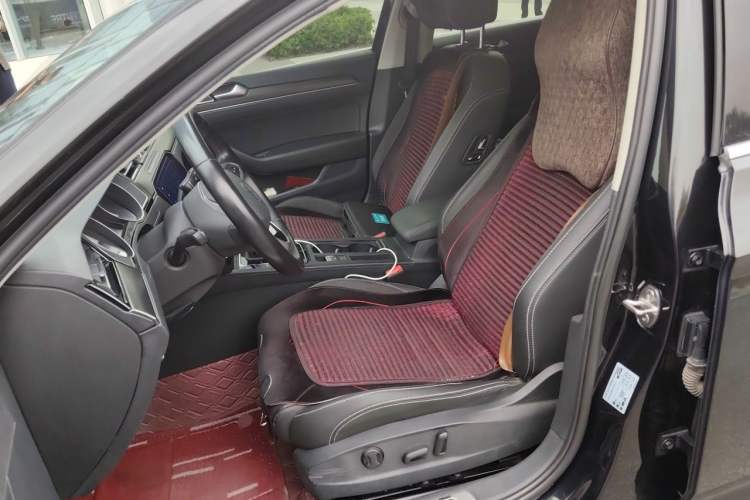 Used Volkswagen Magotan 2020 330TSI DSG Leading Model Left Front Seat
