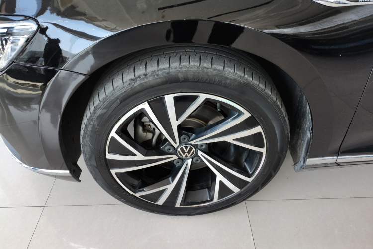Used Volkswagen Magotan 2020 330TSI DSG Luxury Edition Left Front Wheel Hub