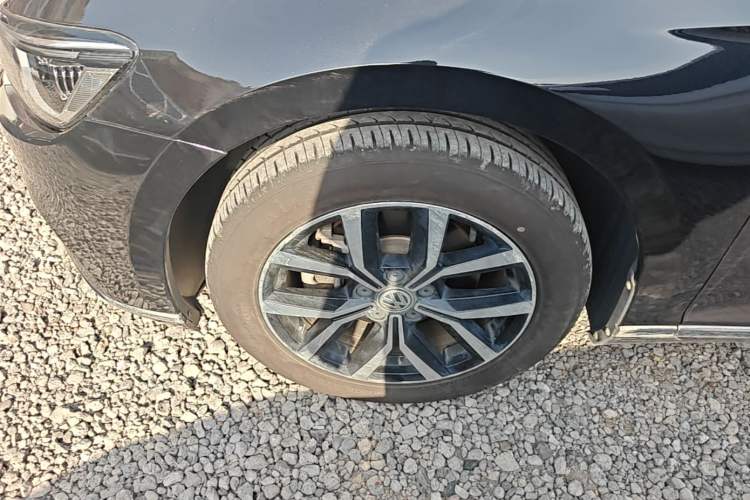 Used Volkswagen Magotan 2020 280TSI DSG Leading Edition Left Front Wheel Hub