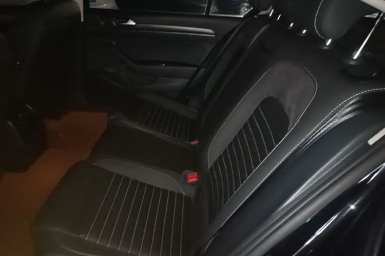 Used Volkswagen Magotan 2020 330TSI DSG Leading Model Left Rear Seat